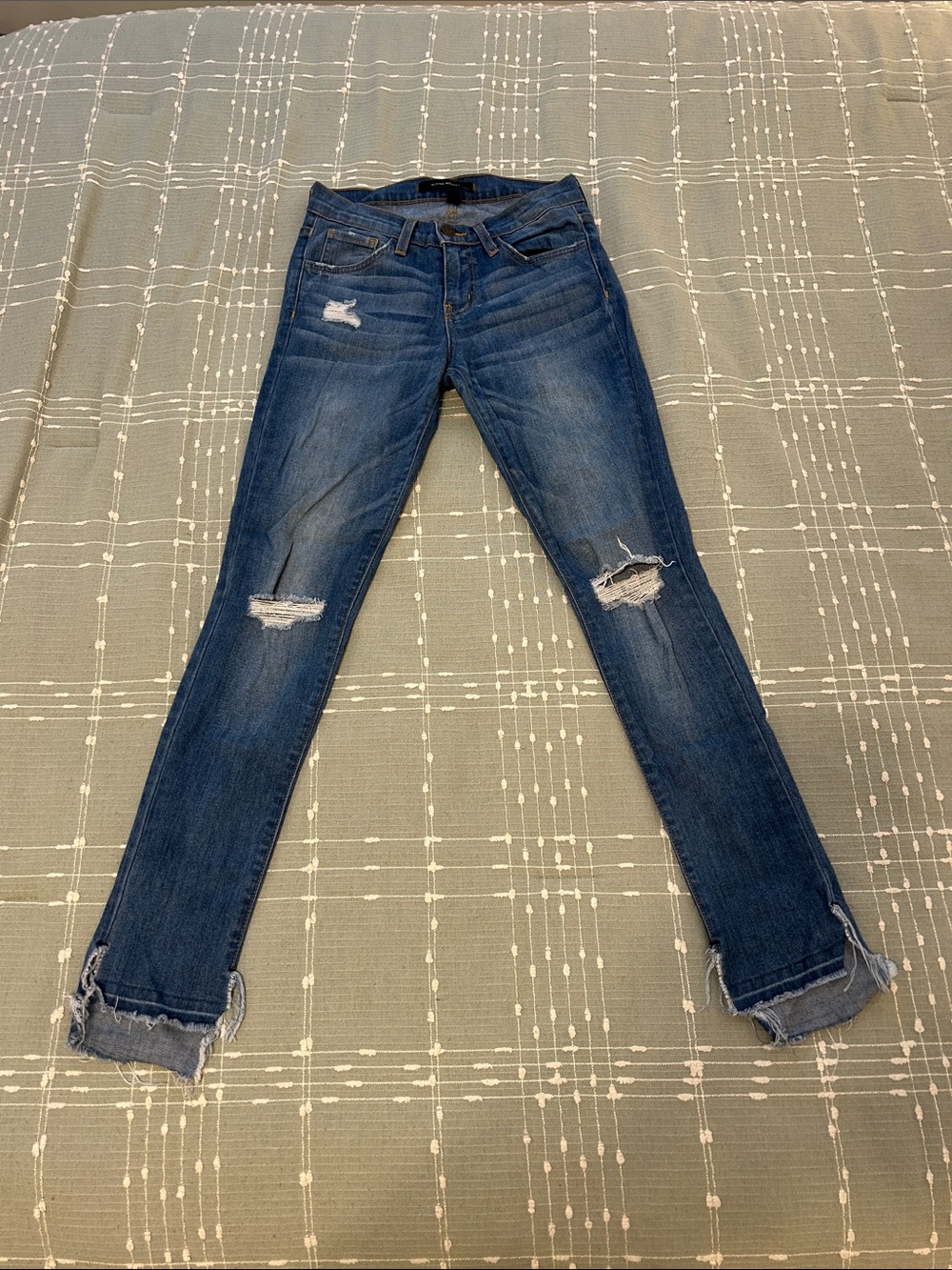 Women’s Distressed Slim Jeans - Blue